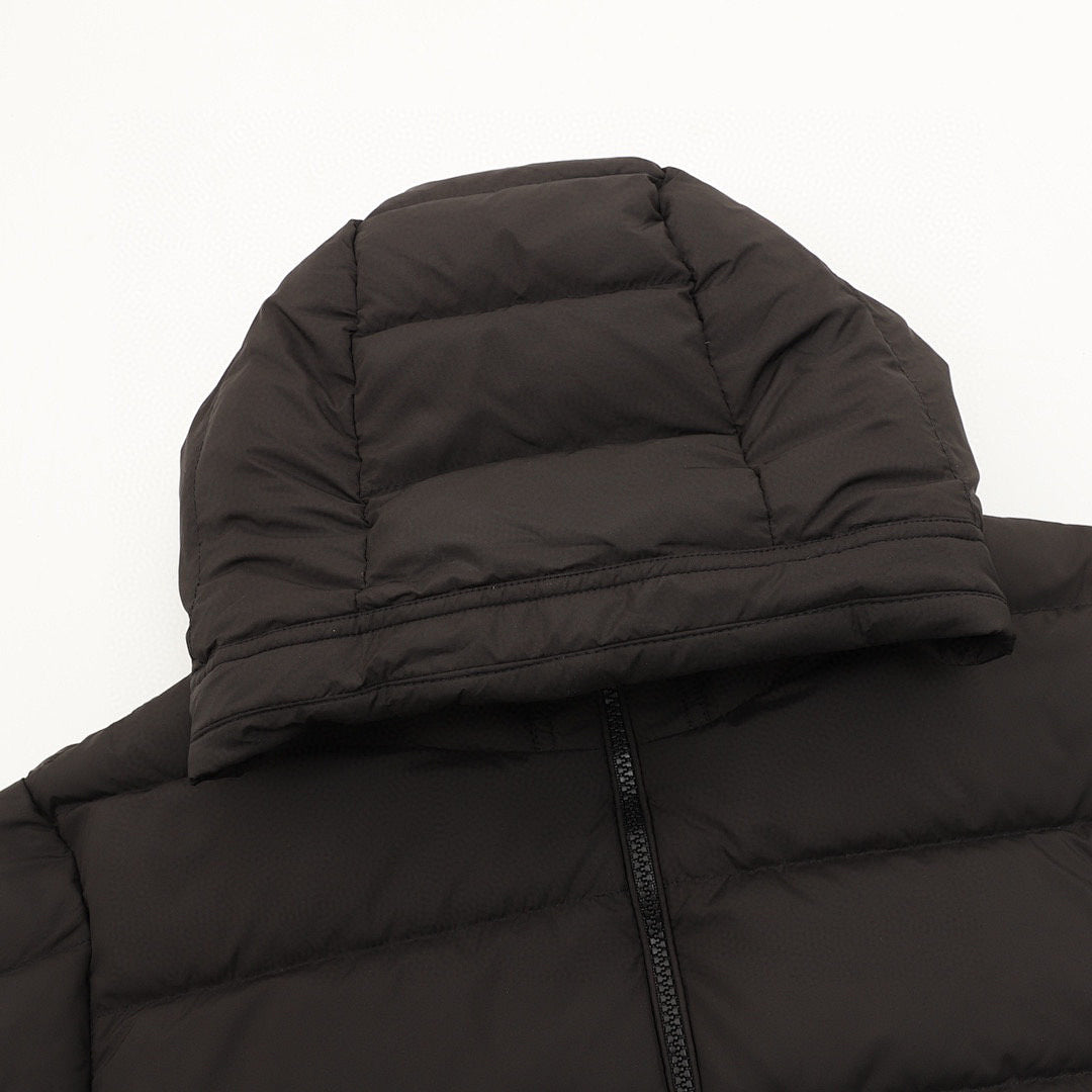 Moncler Adjustable-Hood Quilted Down Jacket - Black - detail 1