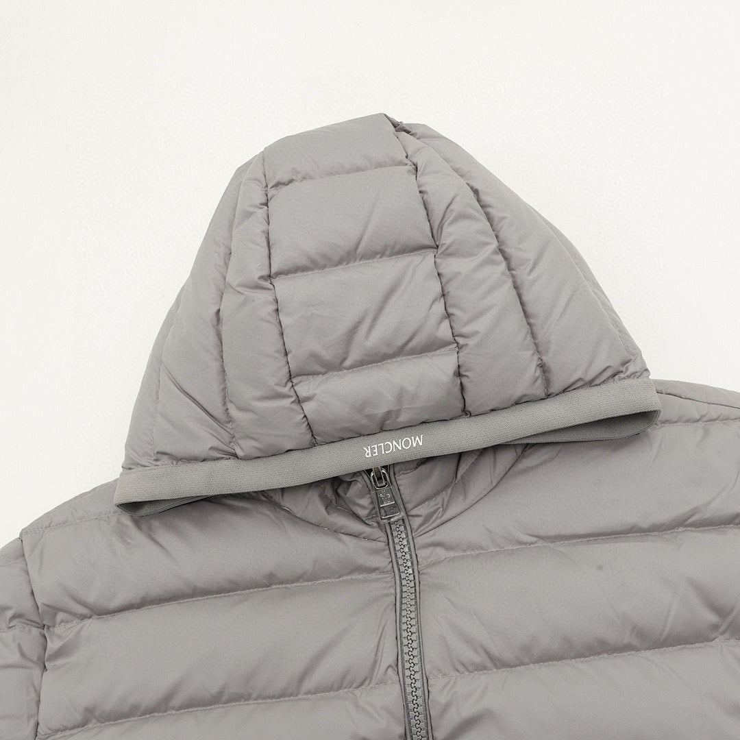 Moncler Lightweight Letter-Trim Hooded Down Jacket - Gray - detail 1